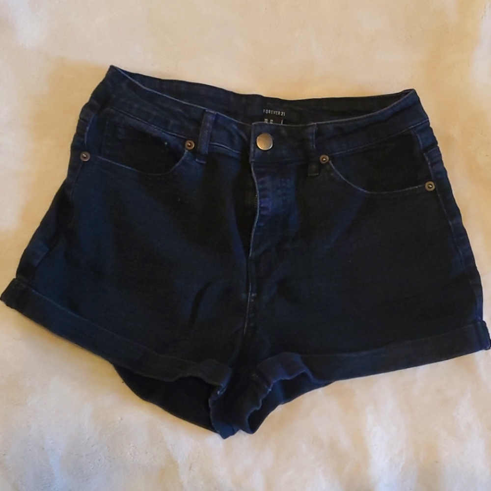 Forever 21 cuffed black shorts